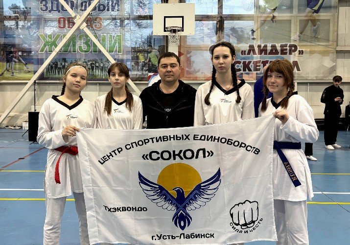 Телевизор в подарок! Новые победы воспитанников усть-лабинского «Сокола»