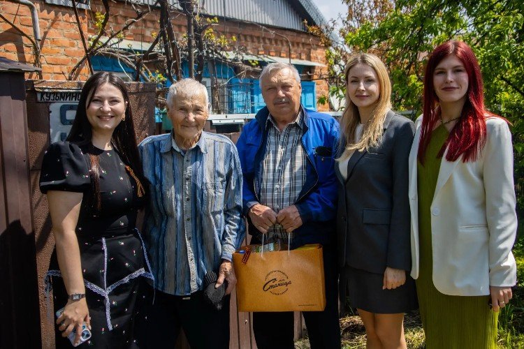 Поздравления и адресную помощь от «Прогресс Агро» получили 400 ветеранов