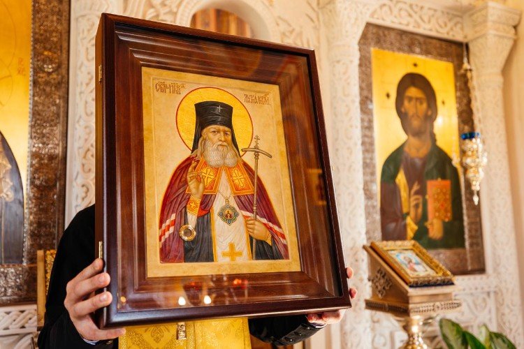 Иконы прибыли в Свято-Владимирский храм в Аргатове